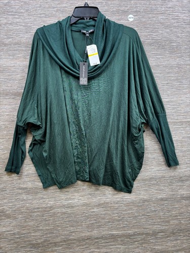 Cable and gauge knit sweater - cable,